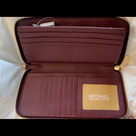 NWT Michael Kors jet set wallet - Picture 4 of 5